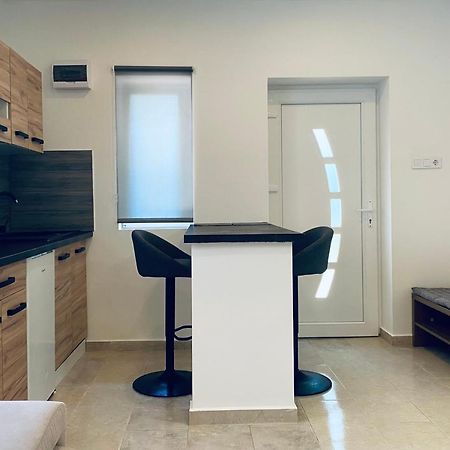 Judith Apartman Iii. Balatonlelle Exteriör bild