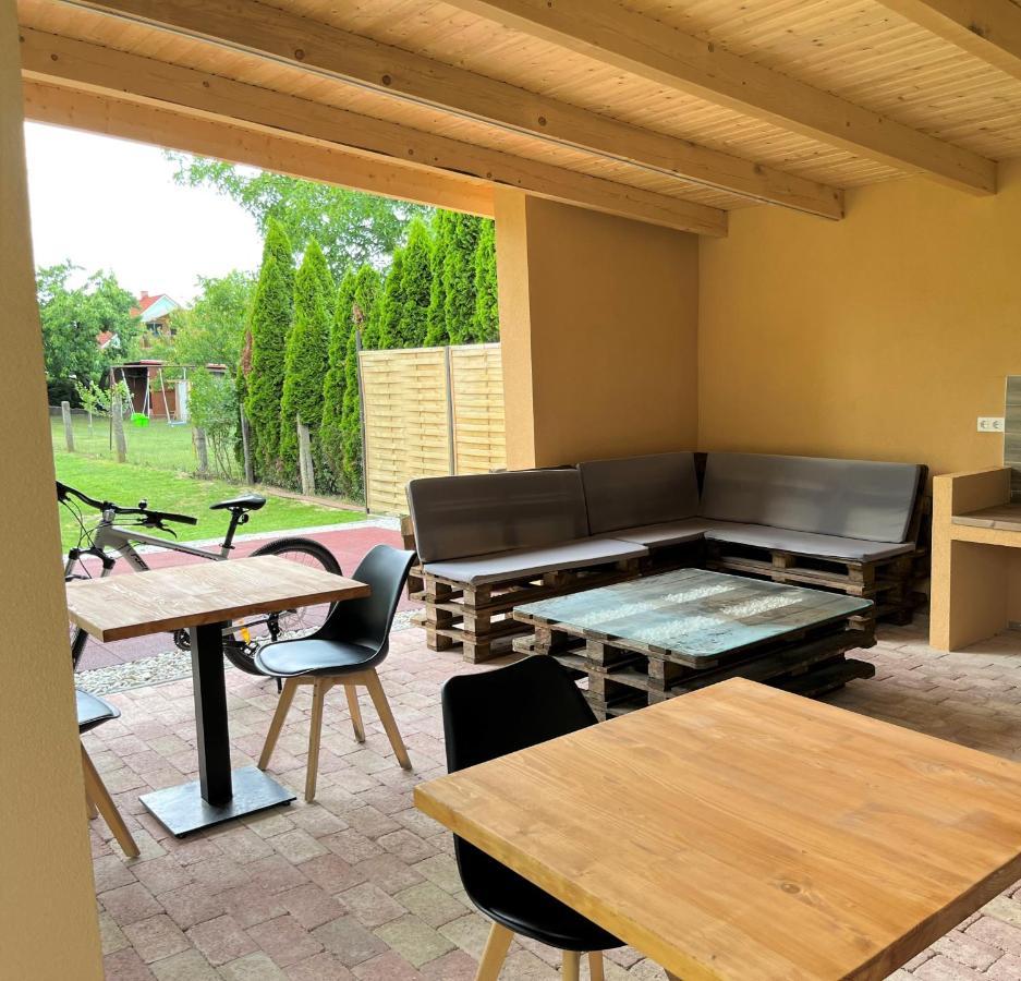 Judith Apartman Iii. Balatonlelle Exteriör bild